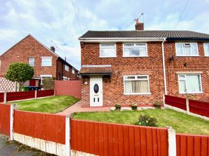 Front Garden/Elevation- click for photo gallery